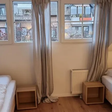 Raj Living - 5 House With Terrace - 35 Min To Messe Dus
