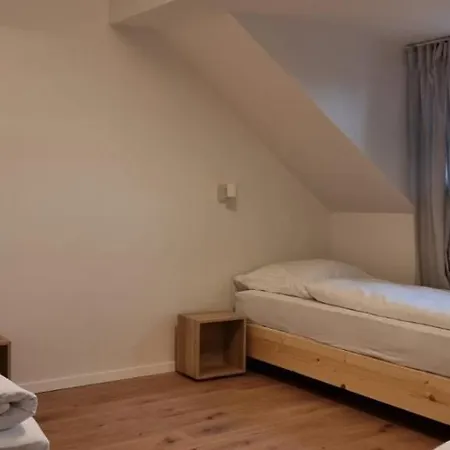 Apartment Raj Living - 5 House With Terrace - 35 Min To Messe Dus *