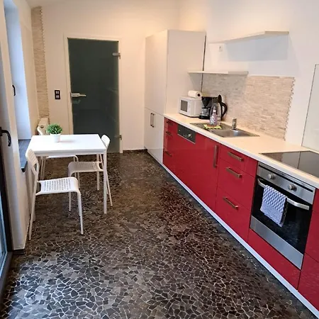 Apartment Raj Living - 5 House With Terrace - 35 Min To Messe Dus *