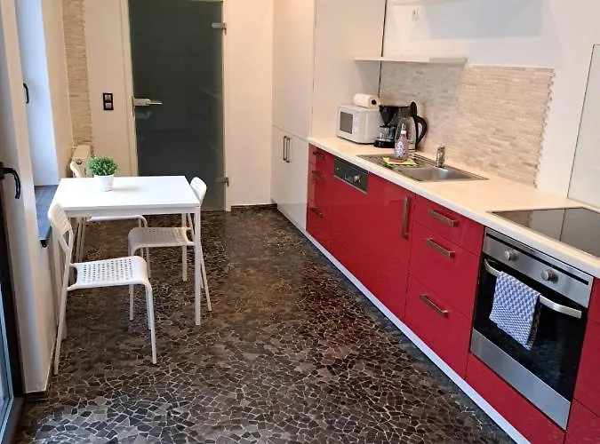 公寓 Tolstov House - 5 House With Terrace - 35 Min To Messe Dus *